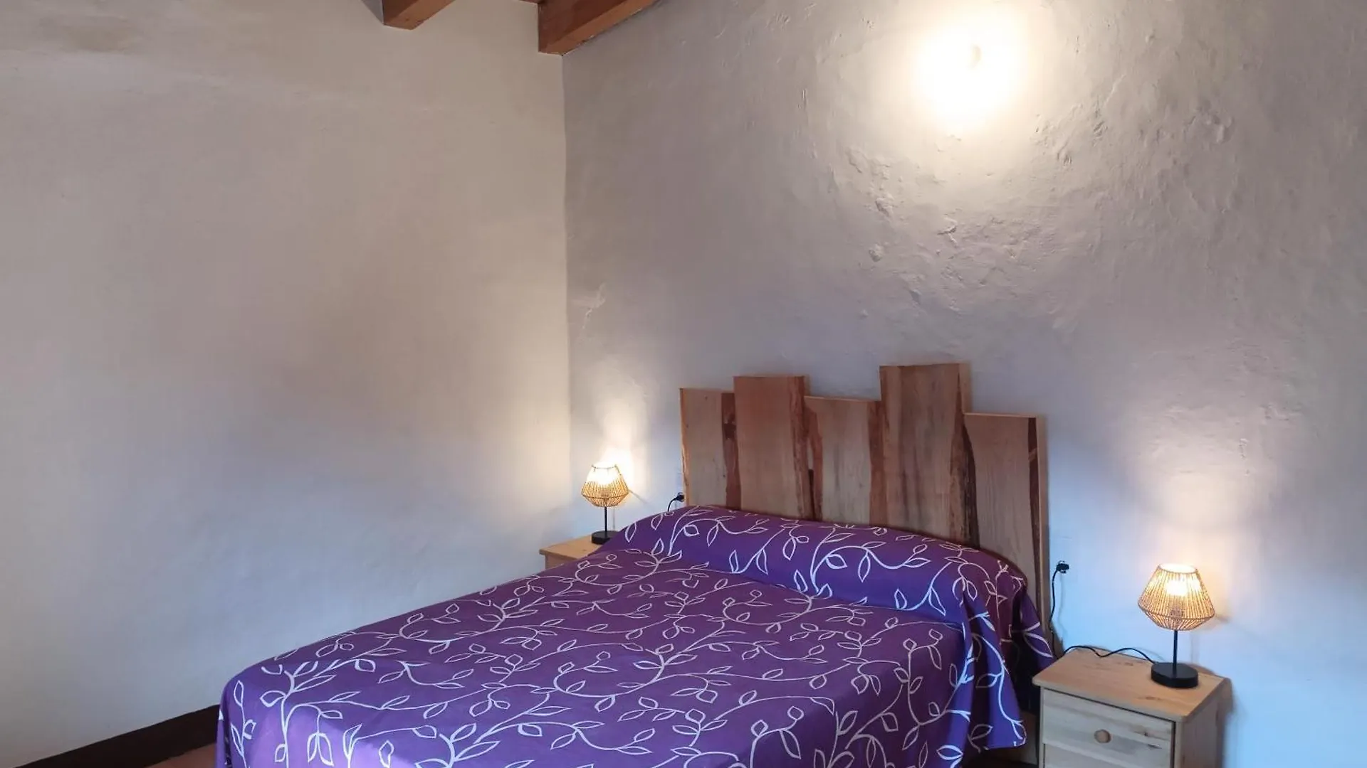 Holiday home La Canova De Pinadella Sant Joan les Fonts Spain
